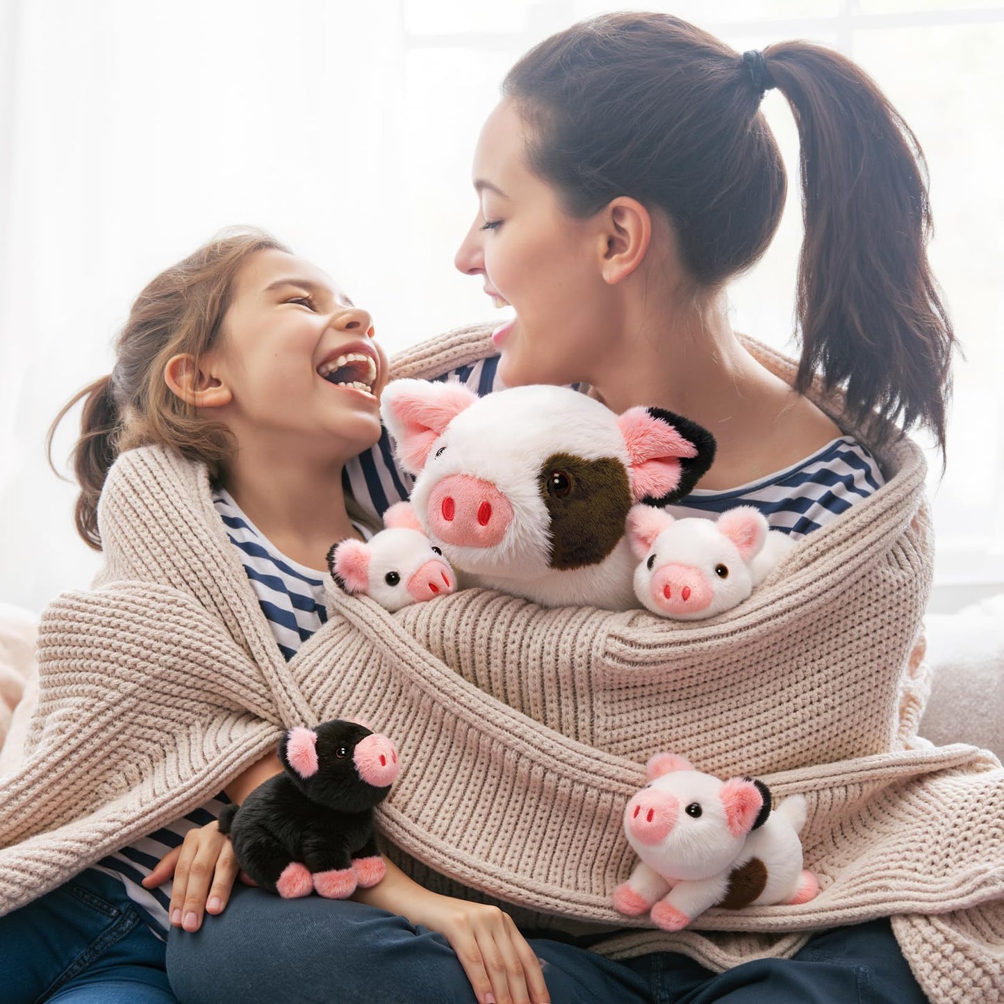 OUOZZZ 5 pieces pig plush toy, 23cm soft pig stuffed toy with 4 baby piglets inside - party birthday gift lucky pig decor for kids