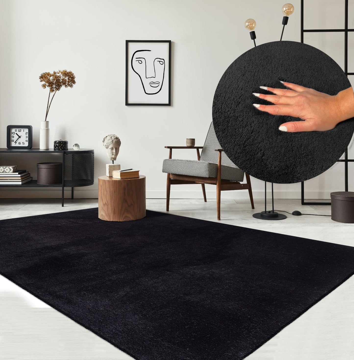 The carpet Relax Modern Fluffy Short Pile Rug, Anti-Slip Bottom, Washable up to 30 degrees, Super Soft, Fur Look, Black, 200 x 290 cm