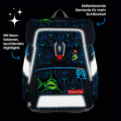 Step by Step school bag set "Space Shine Shark Dexter” 5-piece, ergonomic reflective material backpack, height-adjustable, for 1st grade onwards, 20L capacity, blue-black, shark-themed.