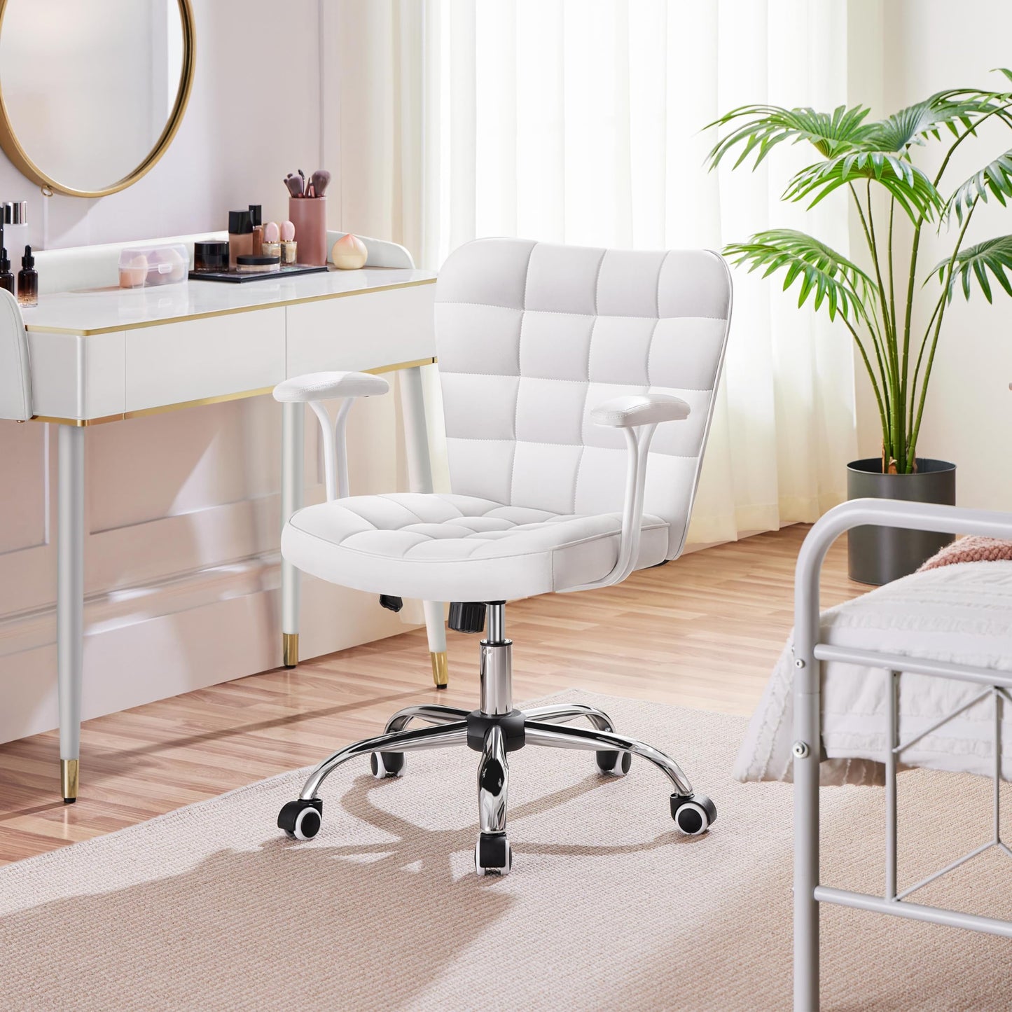 Yaheetech home office chair desk chair office chair work chair made of faux leather, swivel chair with soft armrests, height adjustable padded chair computer chair with wheels, white