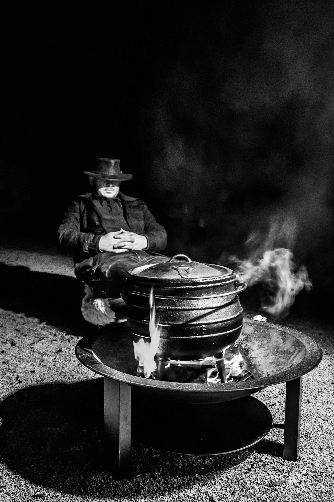 BBQ-Toro Potjie | Cast Iron Cauldron Potjie #4, approx. 12 liters | Cast Iron Pot with legs | South African Dutch Oven | Cooking pot for open fire, Cast Iron Braising Pot with lid | Meat pot