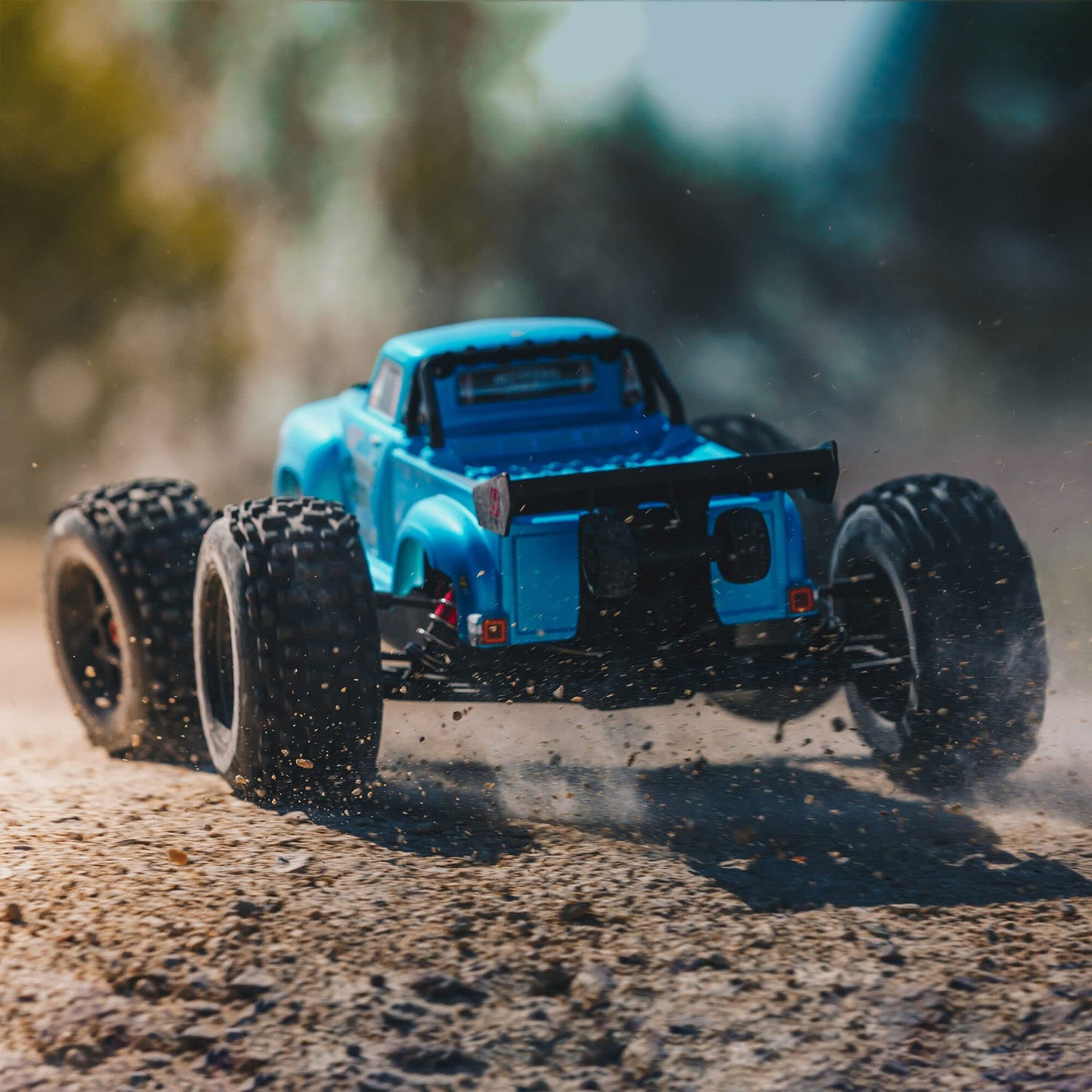 ARRMA 1/8 Notorious 6S V5 4WD BLX Stunt RC Truck with Spektrum Firm RTR (transmitter and receiver included, batteries and charger required), blue, ARA8611V5T2