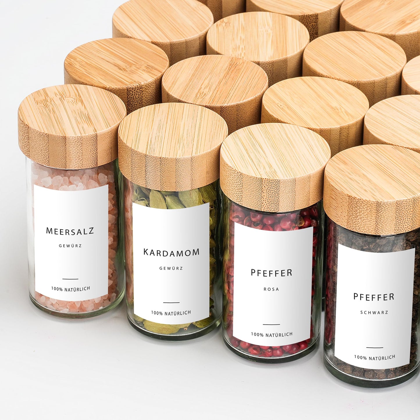 Happy Lemuro Spice Jars Round [24 x 100 ml] 435 Labels in German | Spice Containers with Wooden Lids & Accessories - Airtight - Set of 24 Spice Jars, Spice Storage Jars.