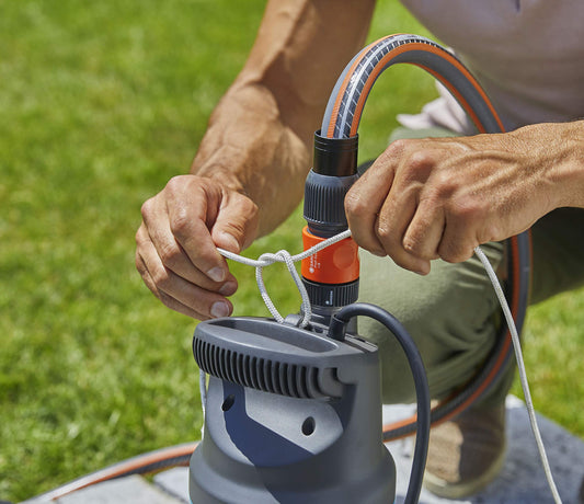 Gardena Submersible Pressure Pump 6100/5 inox automatic: Automatic submersible pressure pump with 6100 l/h capacity, built-in dirt filter, quiet operation, integrated dry run protection (1773-20)