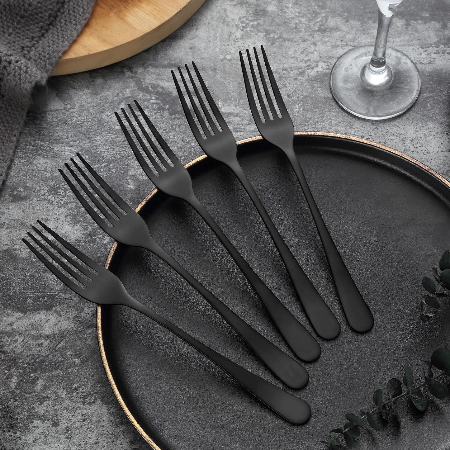 BEWOS 16 Piece Fork Set, Stainless Steel Fork Set with Iron Content, 8.07 Inch Forks, Mirror Polished, Silverware Forks for Any Occasion, Dishwasher Safe, Matte Black