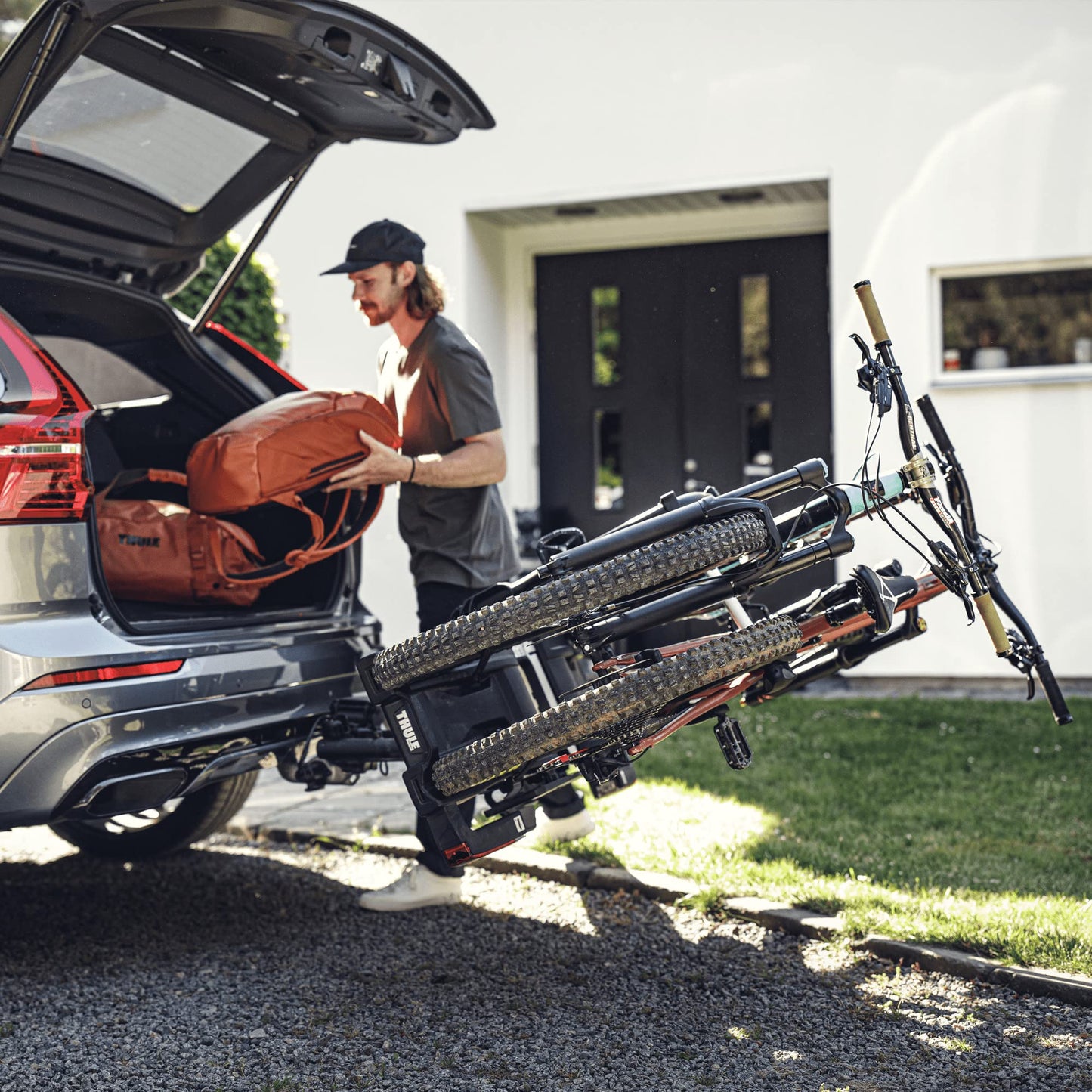 Thule EasyFold XT bike carrier for towbar 2 bikes silver