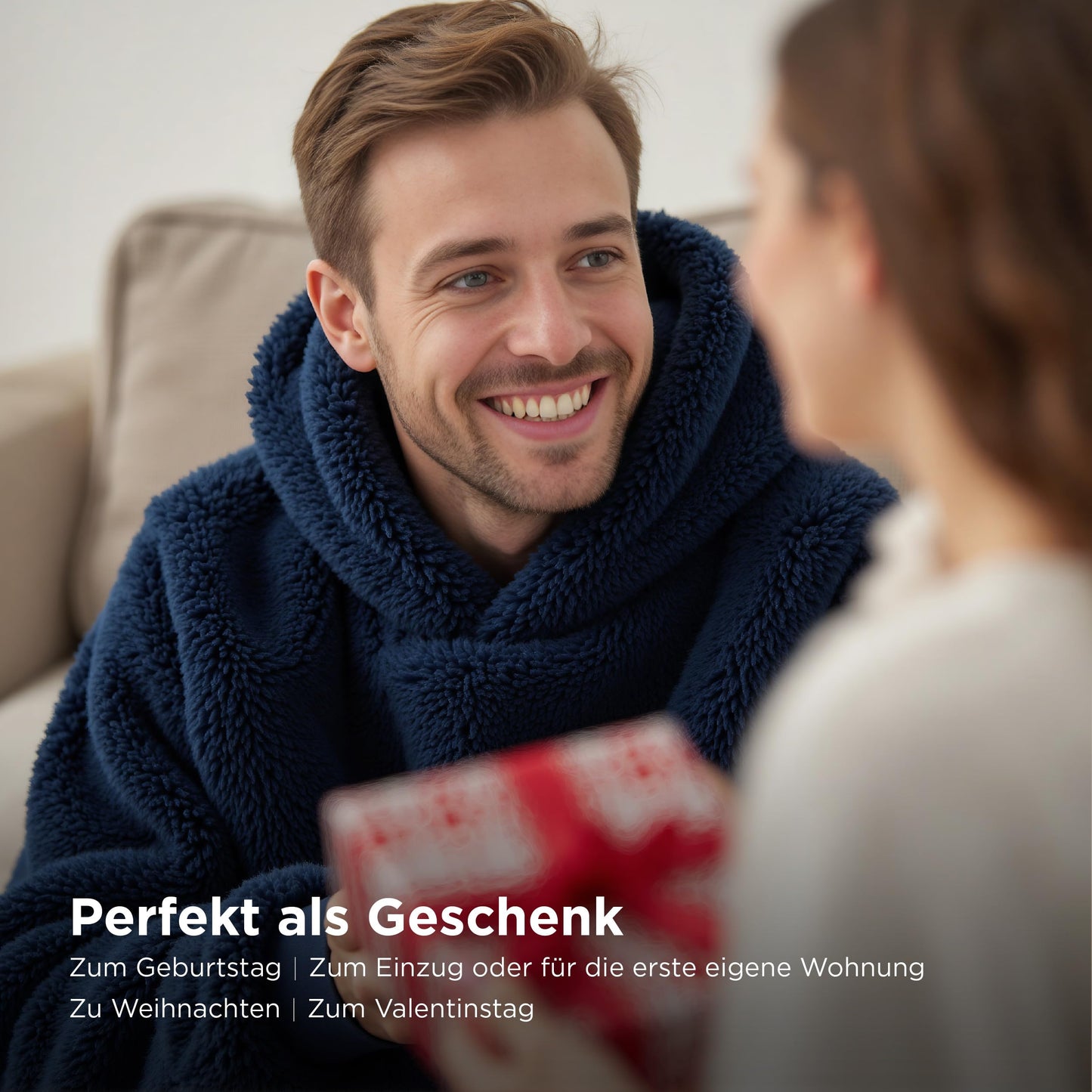 BEDSURE Hoodie Blanket with Sleeves - Cozy Pullover as Gifts for Women - Wearable Blanket for Adults Snuggle Blanket with Sleeves Soft Warm Gifts for Girlfriend Mothers, Blue 95x85 cm