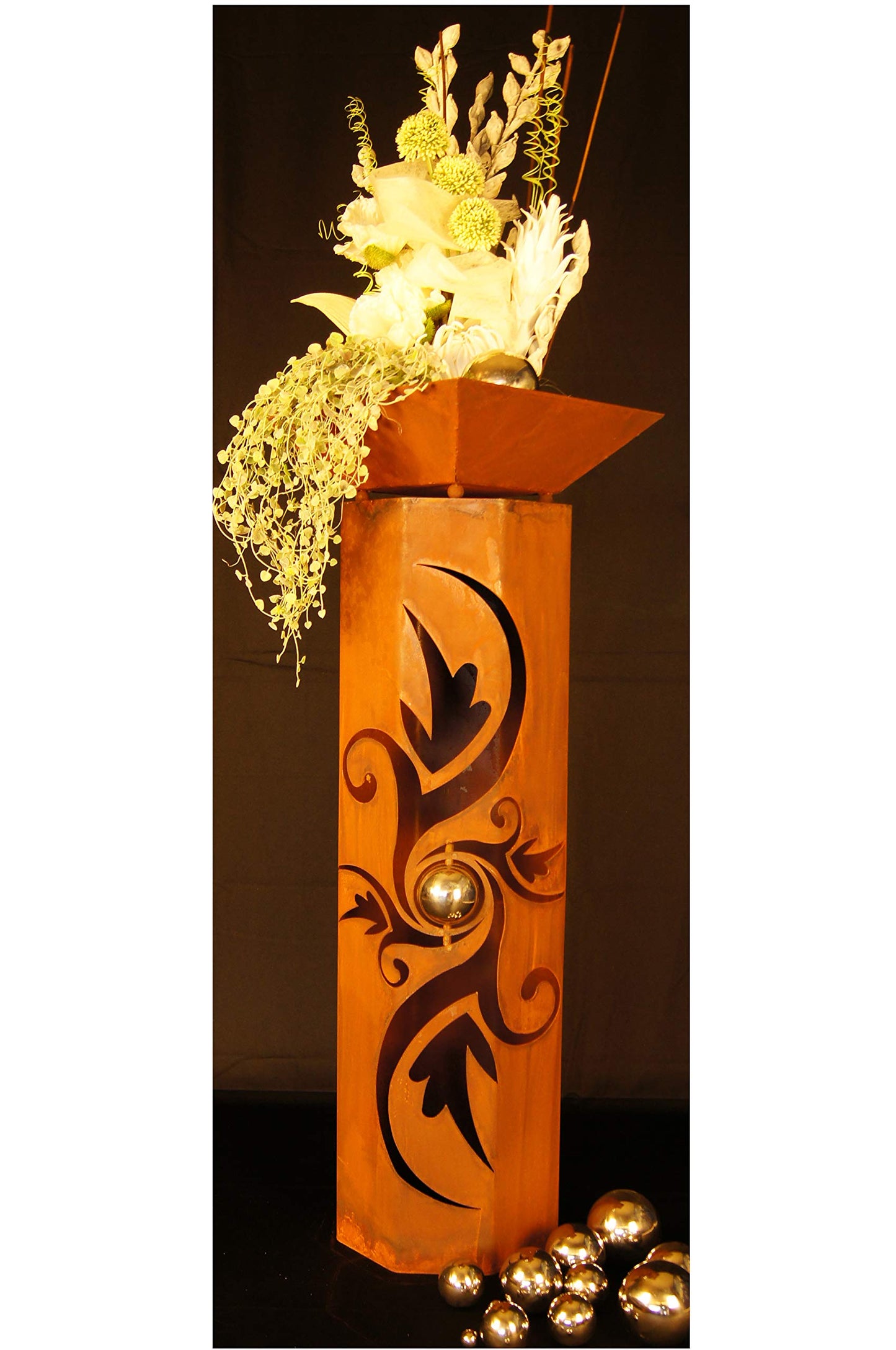 8-sided pillar Pandora + bowl Classic noble rust metal garden decoration garden stele.