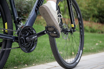 Daring Mountain Bike Pedals, Non-Slip MTB Pedals made of Nylon Fiber, 9/16-inch Bike Pedals, Lightweight and Wide Flat Platform Pedals (Black)