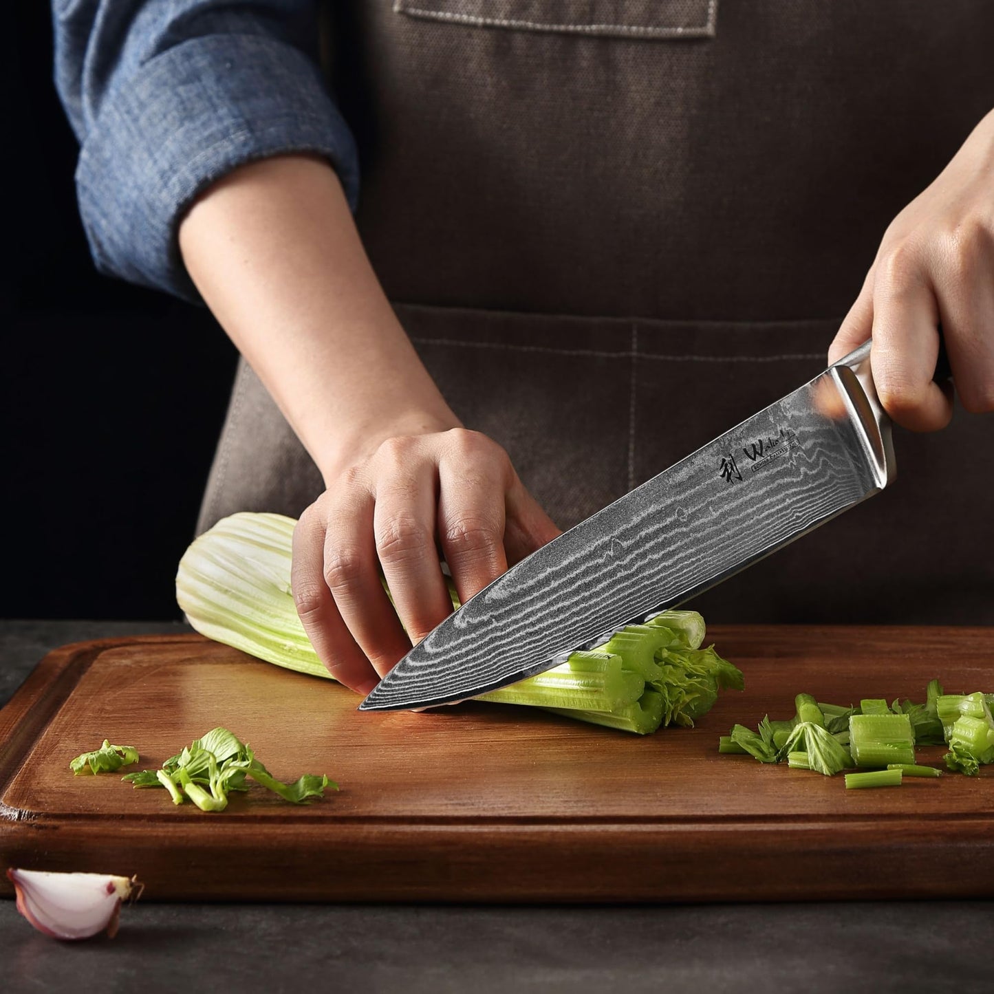 Wakoli EDIB Damascus Chef's Knife 20 cm | Sharp kitchen knife with 67 layers of damascus steel & VG10 core | Ergonomic pakkawood handle | Professional chef's knife in gift box - For precise cuts in the kitchen.