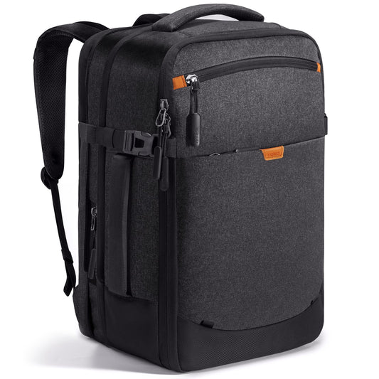 Inateck 17-20L Ryanair carry-on backpack 40x20x25 for women and men, laptop backpack compatible with 14-inch MacBook Pro.
