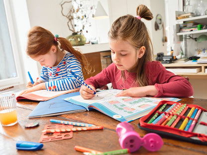 STABILO - Ergonomic colored pencil for right-handers - EASYcolors - 24 pack - with 24 different colors.