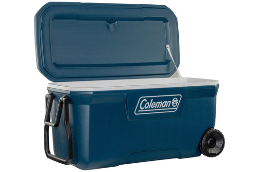 Coleman Xtreme 100QT cooler with wheels, thermobox with 94L capacity, high-quality PU full foam core insulation, keeps cool for up to 5 days & Campingaz Cool Pack - Freeze Pack M20, 17 x 3 x 20 cm.