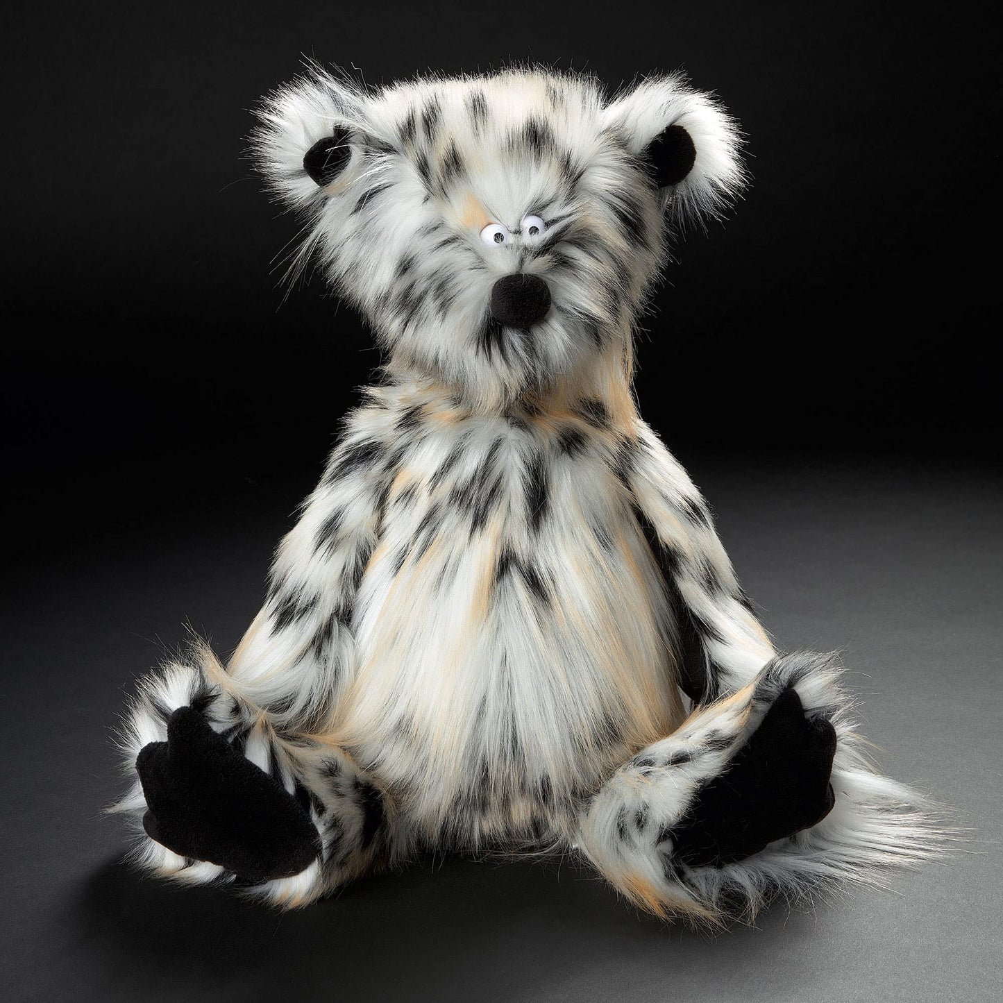 SIGIKID 39681 Ach Good Edition BeastsTown Bear for girls, boys, and adults. Recommended plush toy for ages 3 and up. White-black bear.