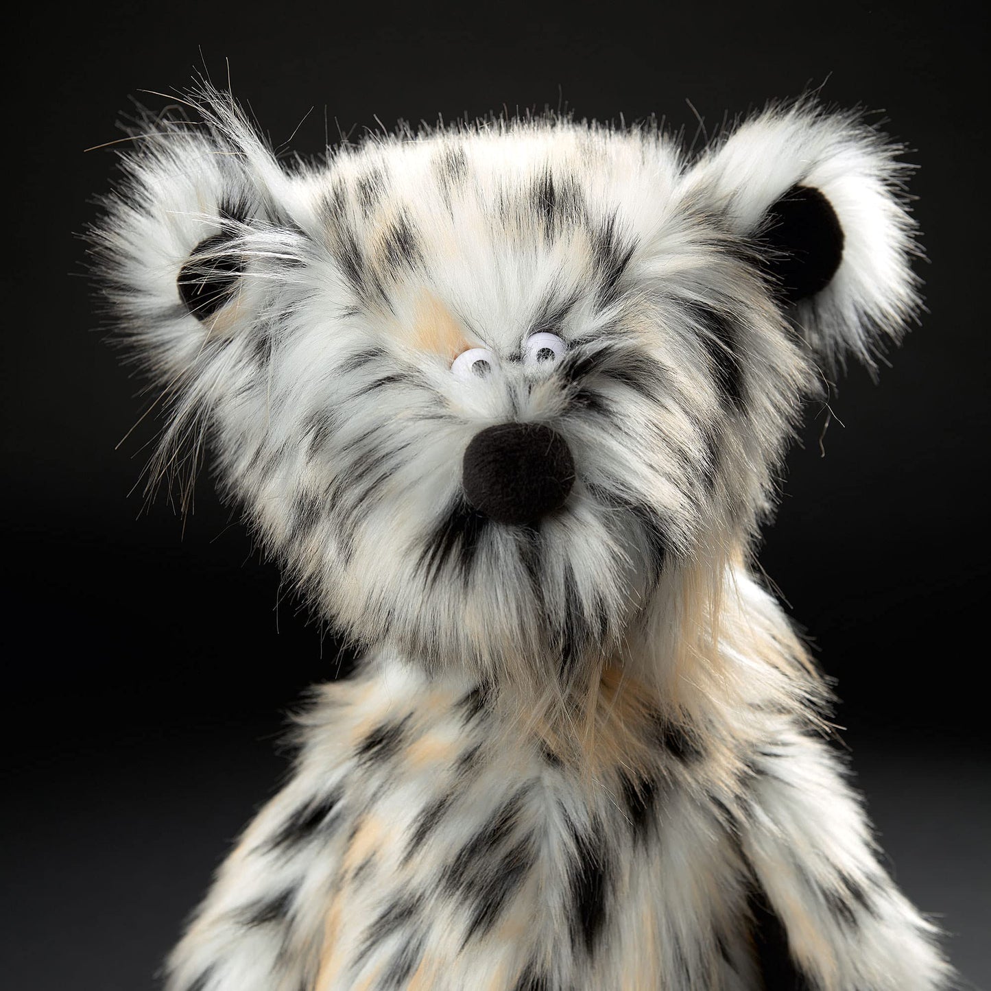 SIGIKID 39681 Ach Good Edition BeastsTown Bear for girls, boys, and adults. Recommended plush toy for ages 3 and up. White-black bear.