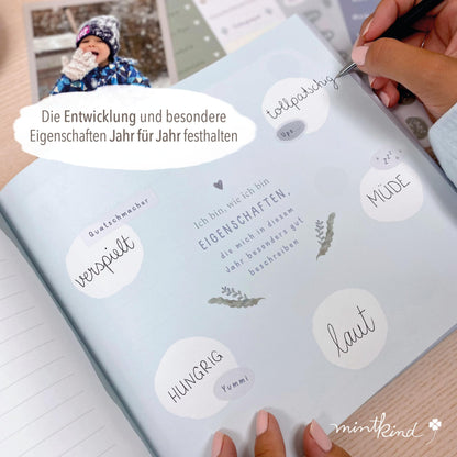 mintkind® "My Childhood" Memory Album Whale Design + Sticker Set I Your First 10 Years I Photo Album Children's Gifts for Birth Baby Book for Recording Diary Children's Album Memory Book Child