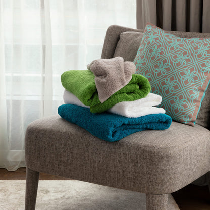 Seagull Super Fluffy Guest Towel 30 x 50 cm made of 100% cotton, cashmere 3-piece set.