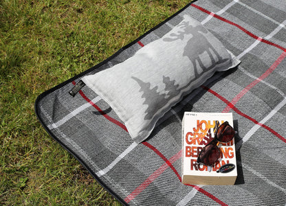 Jokipiin Pellava JOKIPIIN 1 Sauna pillow and travel pillow Moose, 40 x 22 cm, Linen/cotton, made in Finland, grey/white, 22 x 40 cm