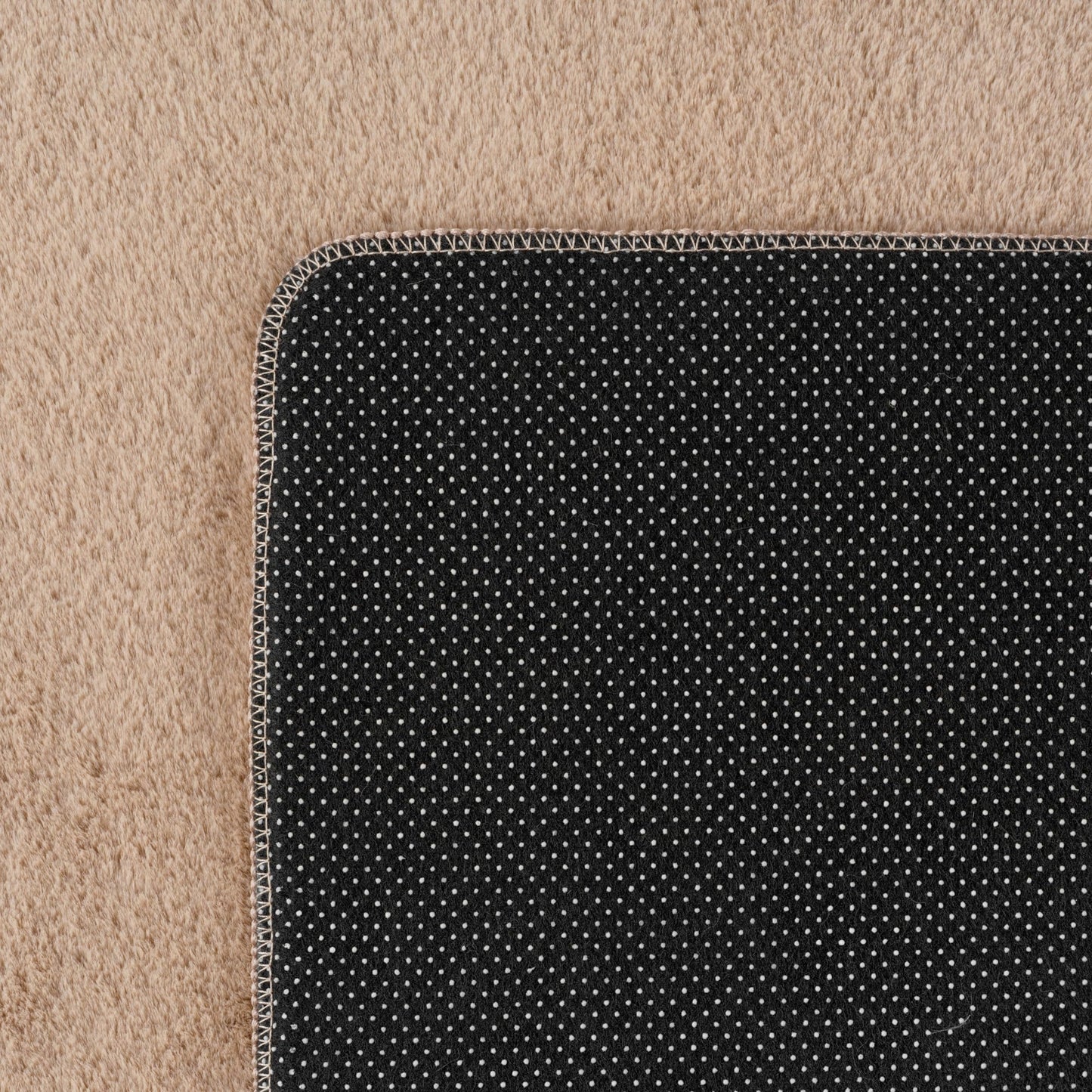 SIMPEX Short Pile Rug Living Room 120x160cm Rectangular, Non-Slip & Washable, Soft and Modern, Solid Color Design for Living Room, Bedroom, Kitchen & Kids Room