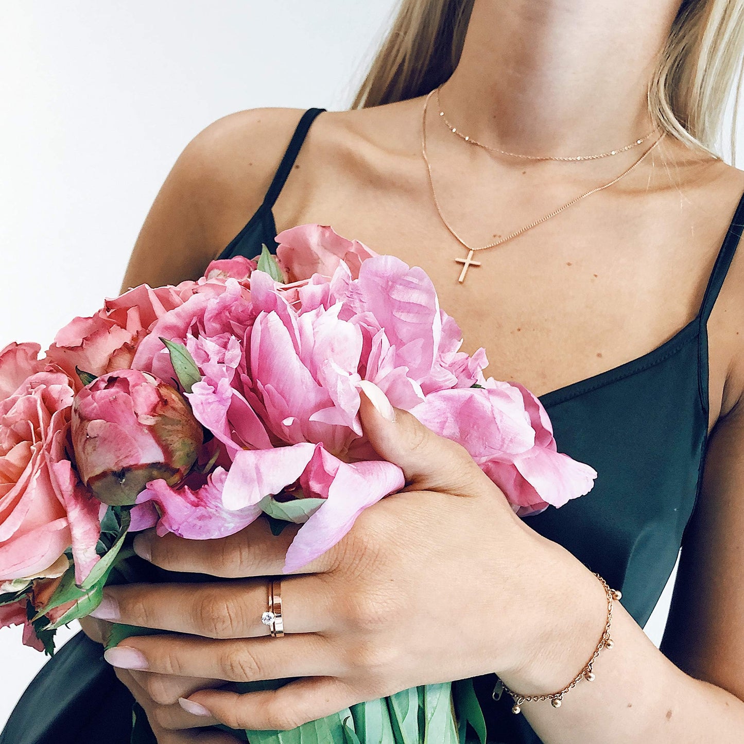 Happiness Boutique Women's Cross Necklace in Rose Gold | Delicate Multi-Strand Necklace with Cross Pendant Stainless Steel Jewelry