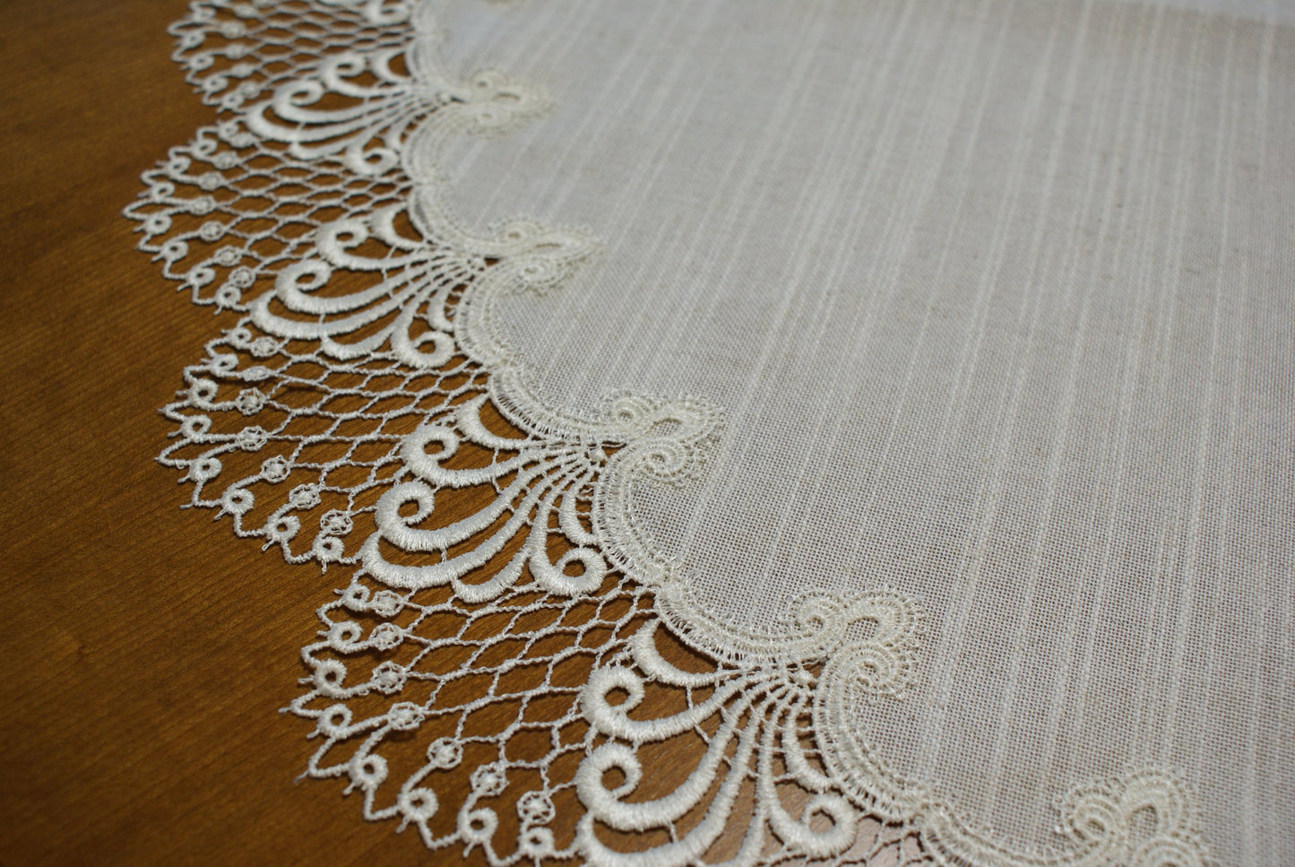 Plauener Spitze 3086L_14_90 Tablecloth Nizza L, size 90 cm, round