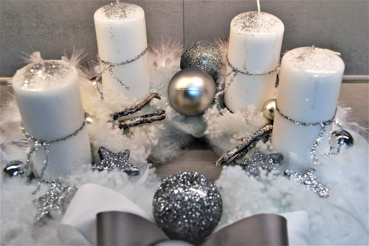 White silver advent wreath 40 cm artificial Christmas decoration with feathers