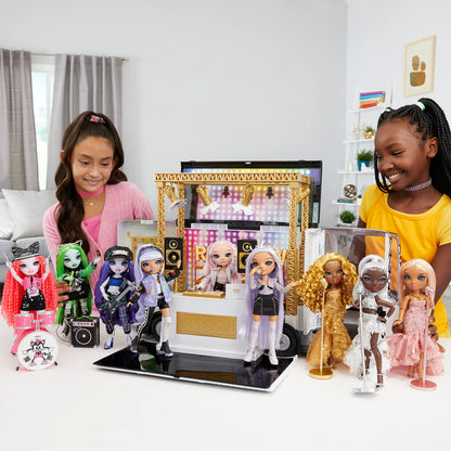 Rainbow High 578437 Vision Royal Three K Pop Fashion Doll, Tessa Park, includes 2 Mix and Match Designer Outfits with Microphone, Headset, and Band Merchandise. Perfect for kids ages 6+. Multicolored.