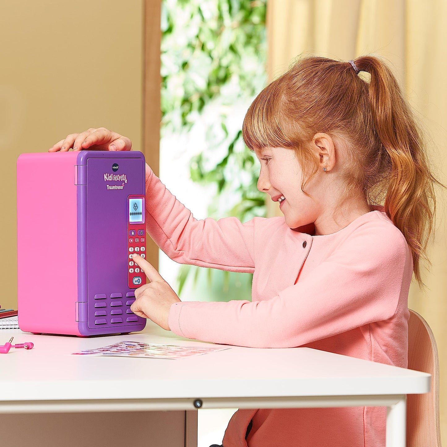 Vtech Kidisecrets Dream Safe - Safe with code for storing secrets - With games, music, and stickers - For kids aged 6-12, Purple - German Version/Deutsche Version