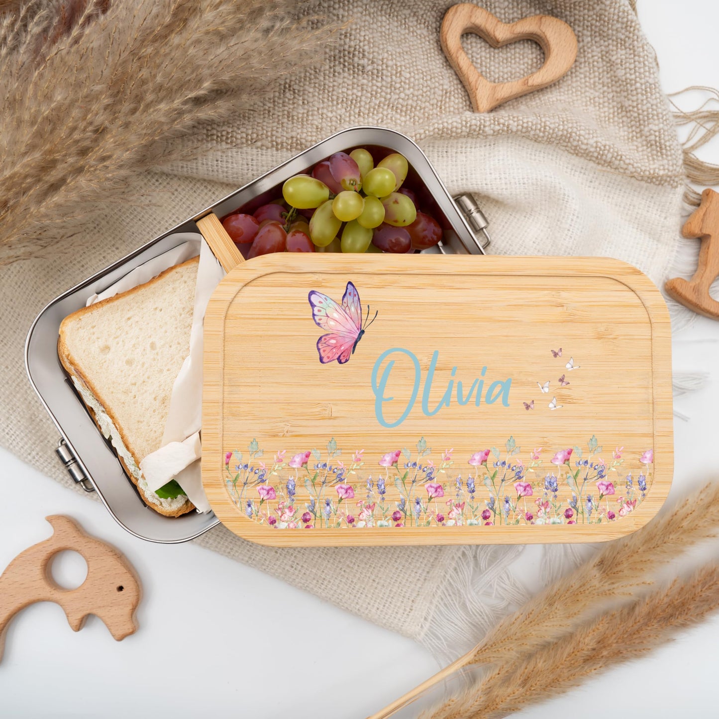 Kidsmood - Personalized lunchbox for kids with compartments, stainless steel container with bamboo lid. Printed without harmful substances, featuring cute animal design and name. Perfect gifts for girls & boys starting school.