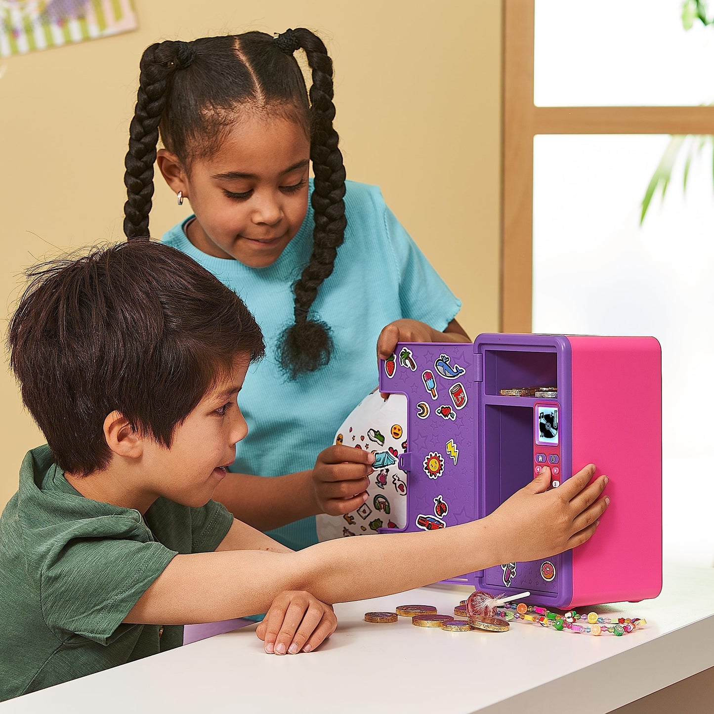 Vtech Kidisecrets Dream Safe - Safe with code for storing secrets - With games, music, and stickers - For kids aged 6-12, Purple - German Version/Deutsche Version