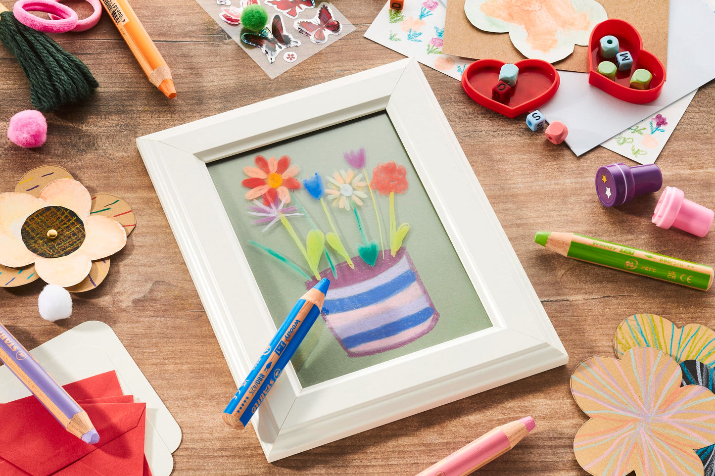 STABILO - colored pencil, watercolor & wax crayon - woody 3 in 1-76er box with 4 sharpeners - with 24 different colors.