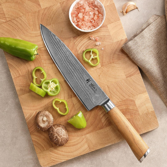 Wakoli Olive Damascus Kitchen Knife | Knife with 20cm blade made of 67 layers of Damascus steel with VG10 core | Olive wood handle | For meat, vegetables & fruits | Chef's knife in gift box - Sharp kitchen knife