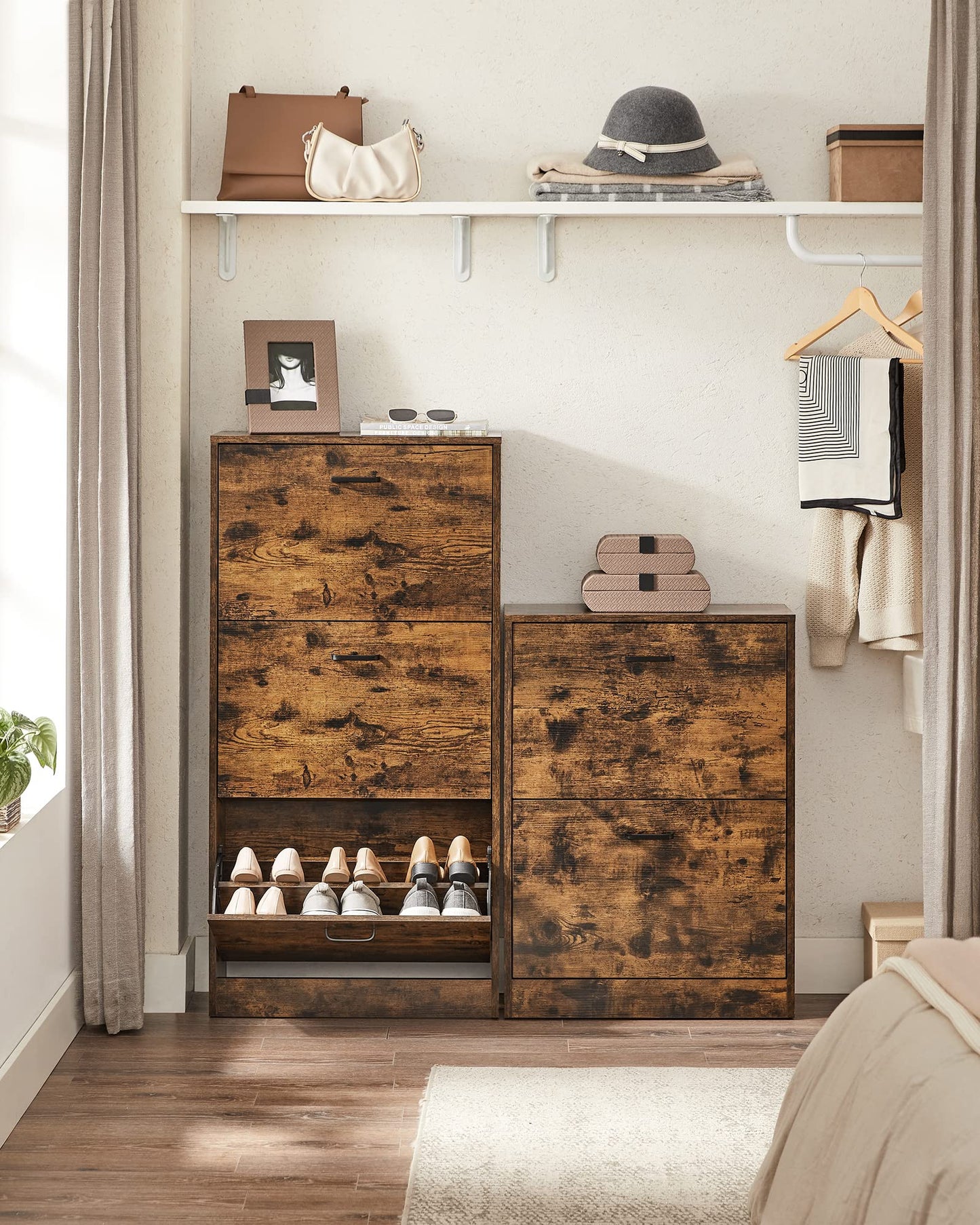 VASAGLE shoe cabinet with 2 flaps, shoe rack, adjustable and removable partitions, for 12 pairs of women's shoes or 8 pairs of men's shoes, small hallway, 60 x 24 x 83.5 cm, vintage, dark brown LBC02BX.