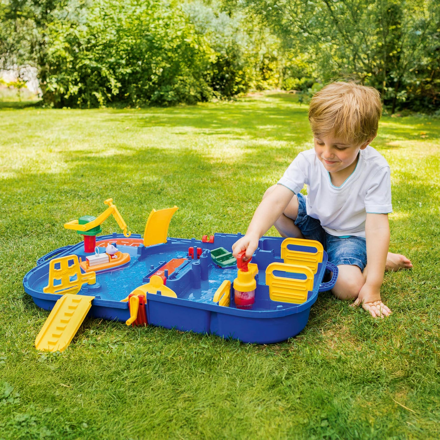 AquaPlay - LockBox - Waterway as a carrying case with 27 pieces, game set including 1 Hippo Wilma, amphibious car, and container boat, for children aged 3 and up, 8700001516, Blue