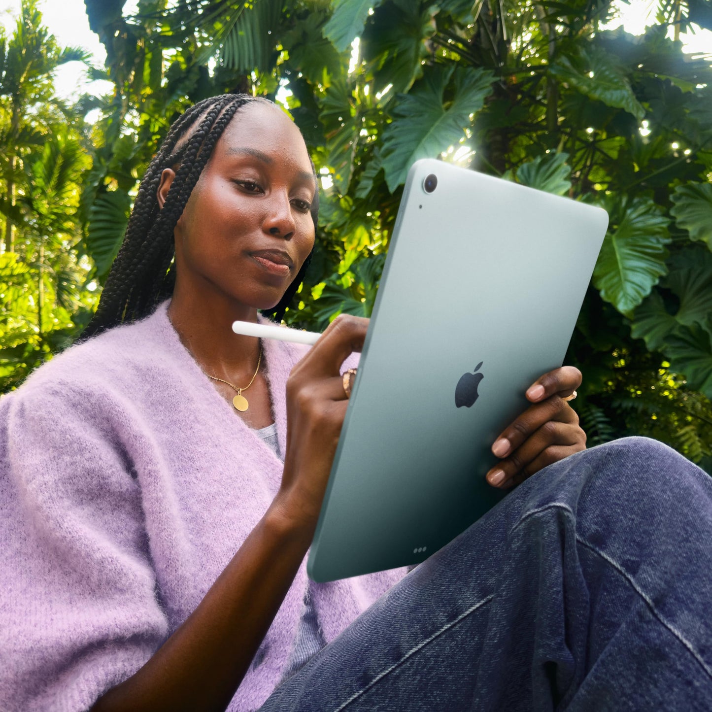 Apple iPad Air 11" with M3 chip: Apple Intelligence, Liquid Retina Display, 512GB, 12MP front/back camera, WiFi 6E + 5G cellular, Touch ID, all-day battery life - Purple