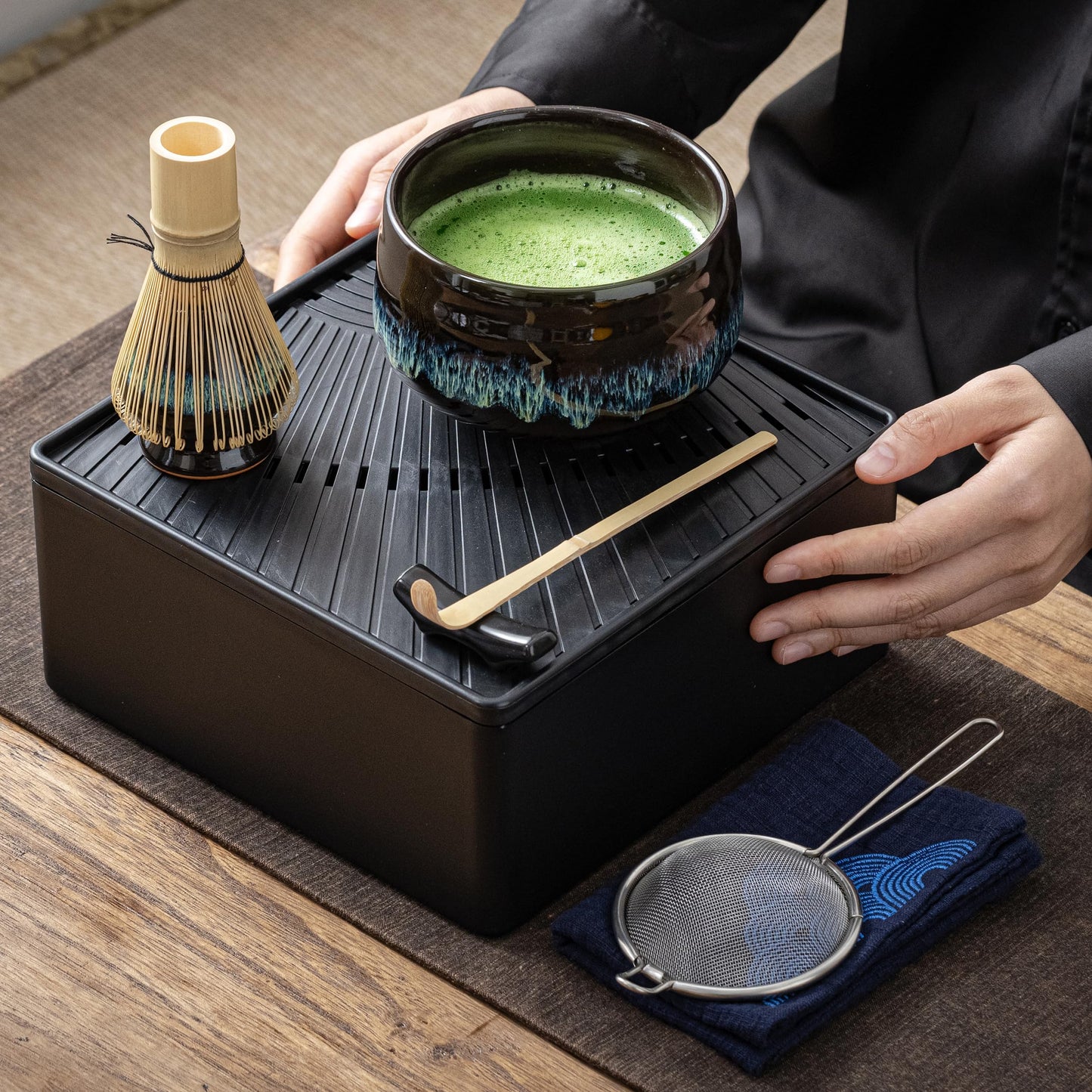TEANAGOO Matcha set with storage box, 10-piece Matcha tea set, ceramic Matcha bowl (510ml/18oz), bamboo whisk (百本立), scoop, sieve, whisk holder, WN4, Juware green.