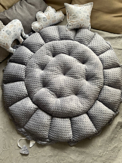LOOLAY Baby Nest 3in1 XXL - Nest Baby Playmat and Travel Bed 90/155cm - Handmade from Cotton with Ruffles - Perfect for Twins (Beige Bunny/Minky Graphite)