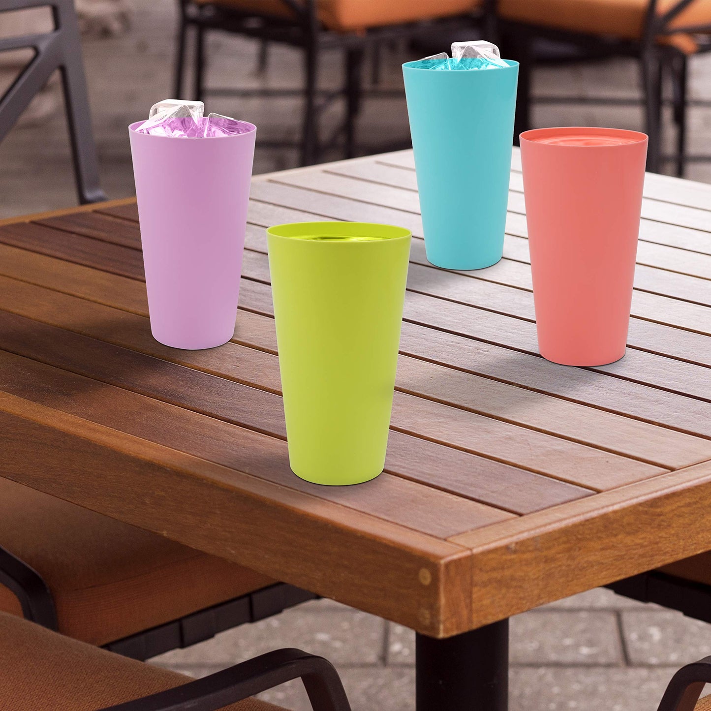 BELLE VOUS 24 Pack Colorful Plastic Cups - 600ml Reusable Drinking Cups in 4 Colors - Durable Plastic Cups for Parties, Camping, BBQs, Picnics & Beach - Dishwasher Safe & BPA Free