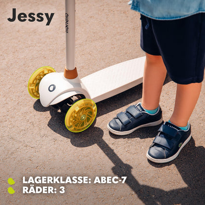 LIONELO Jessy Premium tricycle scooter with LED wheels for children 3 years up to 50 kg, adjustable height and non-slip platform, foldable scooter. Perfect for toddler boys and girls.