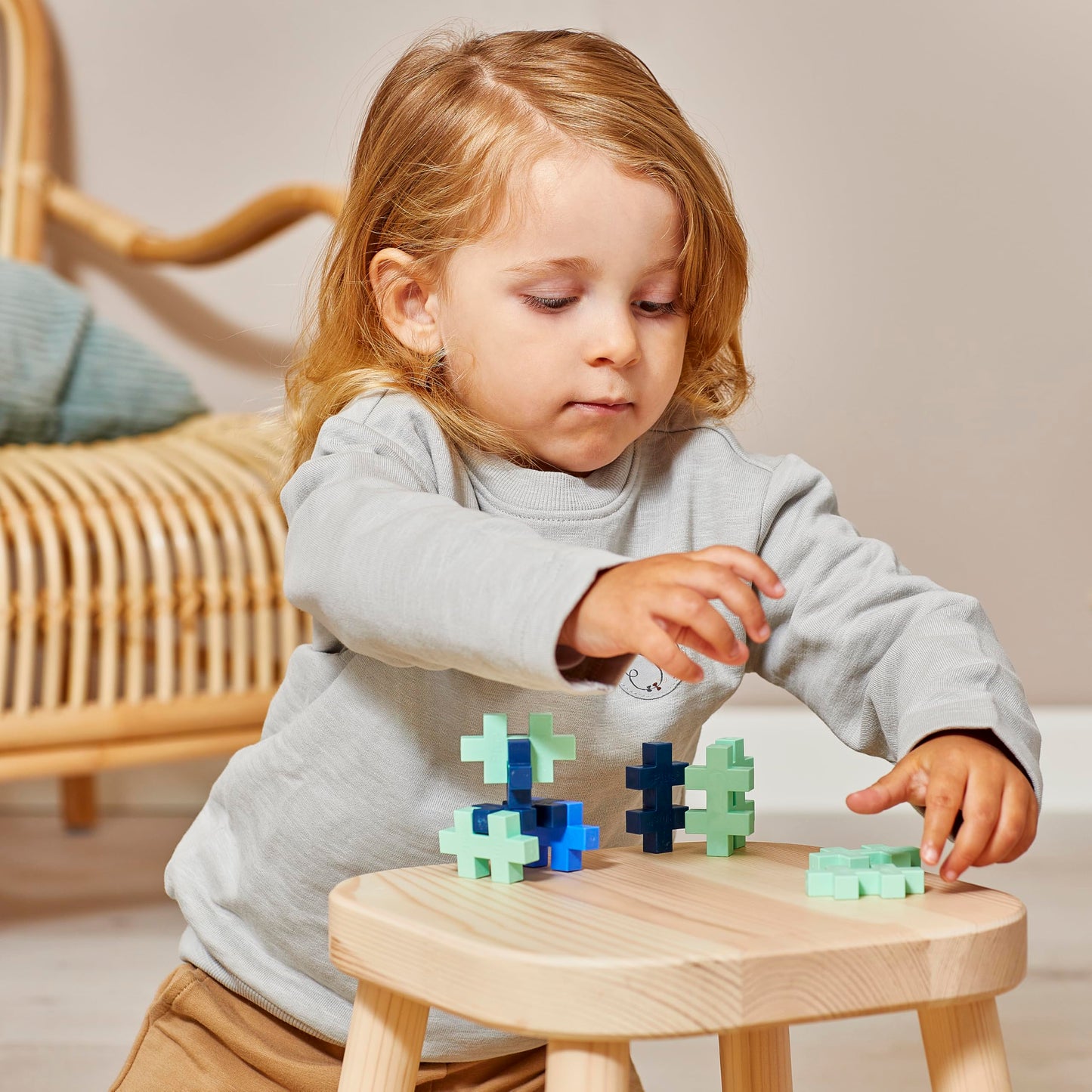 Plus-Plus 3489 Great construction toy, BIG Breeze, creative building blocks in storage box for children from 12 months, 100 pieces.