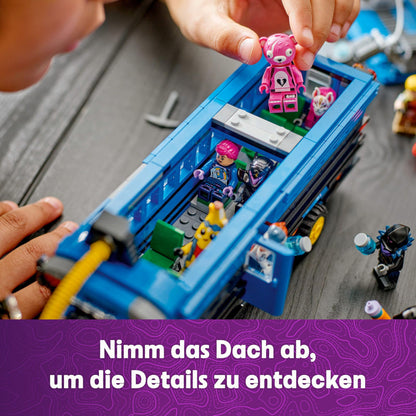 LEGO Fortnite Battle Bus - Toy vehicle from the video game with 9 minifigures and accessories. For gamers, boys, girls, and fans aged 10 and up. - 77073