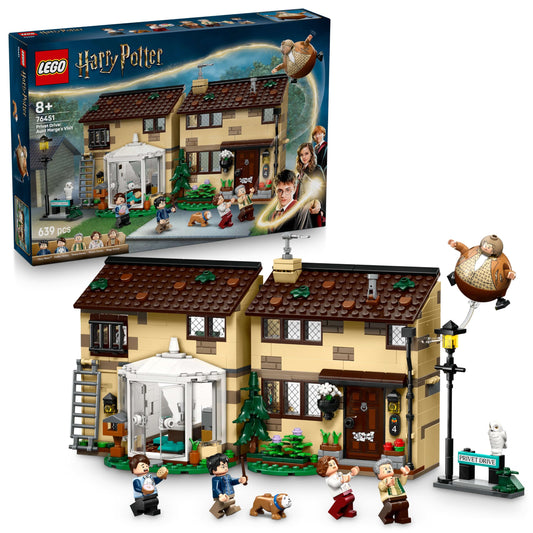 LEGO Harry Potter Privet Drive: Aunt Magda's Visit - Playhouse with interior, 5 minifigures & Aunt Magda figure - The Prisoner of Azkaban - Gift for boys & girls 8+ years 76451