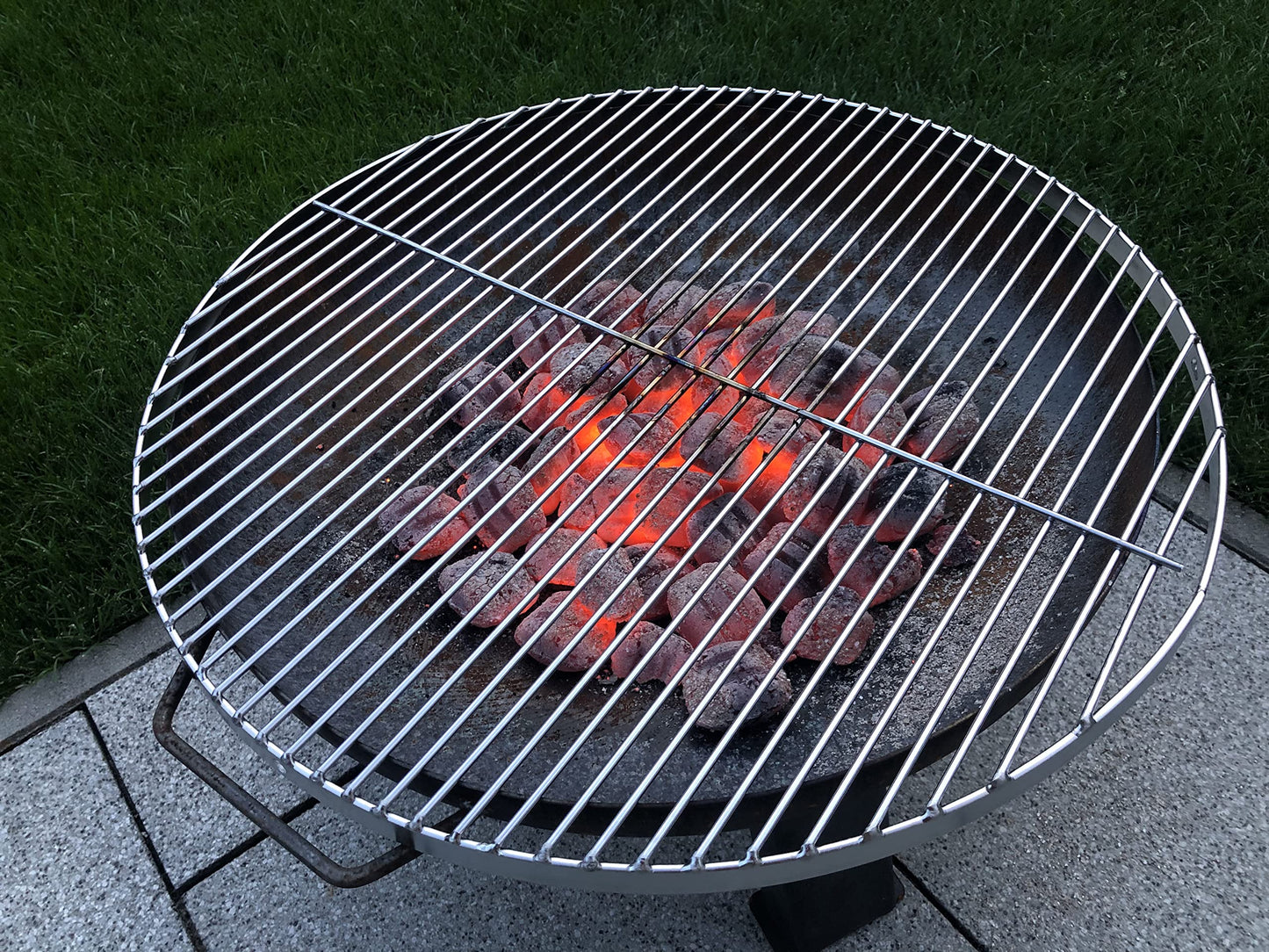 GriHero Stainless Steel Grill Grate Round Ø 80cm for Swivel Grill, Grid with 3 Suspension Holes Grilling Plate for Charcoal Grill BBQ Gas Grill Fire Plate Accessory, Camping Grill Grate