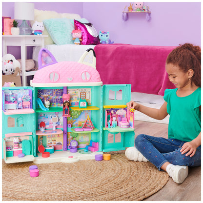 Gabby's Dollhouse, Purrific Pool Party Playset with Gabby and Kitty Fairy Figure & Deluxe Room, Sweet Dreams, Cozy Bedroom with Cuddle Cat