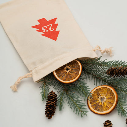 Premium cotton advent calendar bags 2024 for filling with 3 different sized pockets - now with thicker fabric - DIY calendar for kids (boys & girls), men, women, and couples