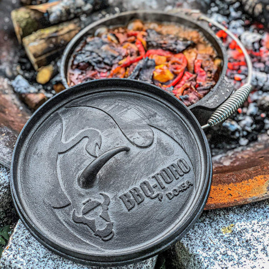 BBQ-Toro Dutch Oven Alpha Series | 3.1 liters (DO45A), pot with feet | already seasoned - preseasoned | cast iron cooking pot | roaster with lid lifter